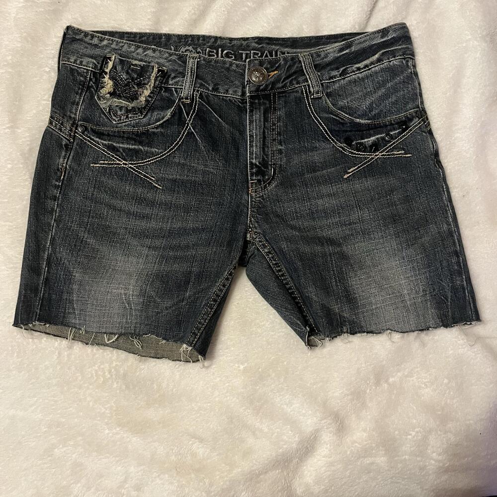 Big Train Shorts Mens 34 Blue Denim 5in Inseam Frayed Distressed Skull Patch